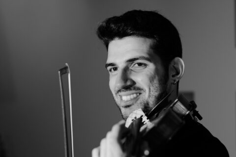 Nihat Agdac, Violin